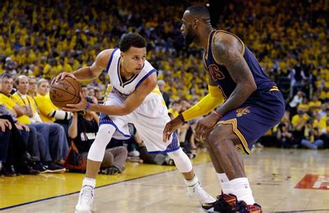 Watch: Stephen Curry Outduels LeBron James To Lead Warriors Over Cavs ...