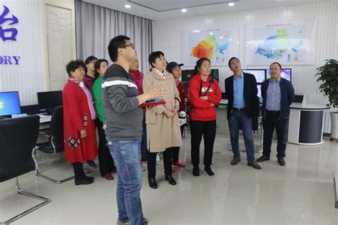 甘肃省气象局|酒泉：阳关路社区党员干部30多人来市局参观学习