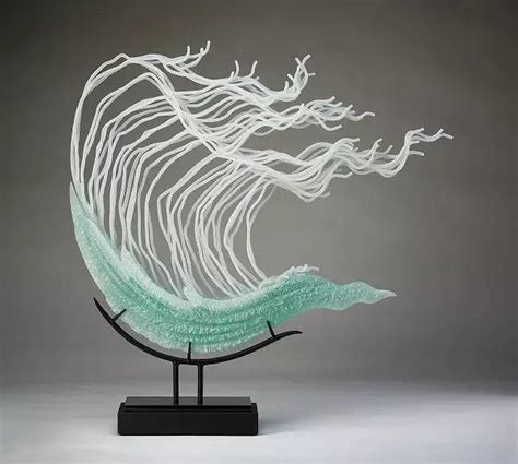 【雕塑艺术】 可以流动的玻璃雕塑