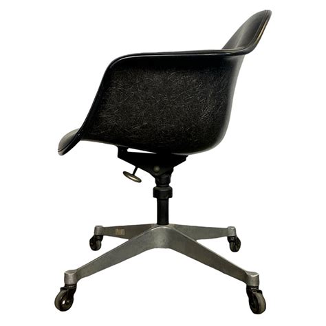 Eames Style Swivel Office Chair at 1stDibs