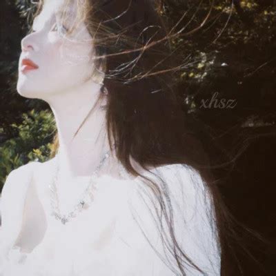头像胶片复古风图片女生