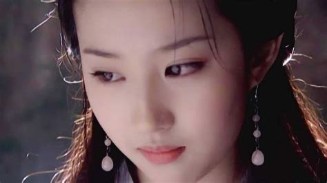 当王语嫣遇到小龙女，看刘亦菲最美的两个古装如何擦出火花_腾讯视频
