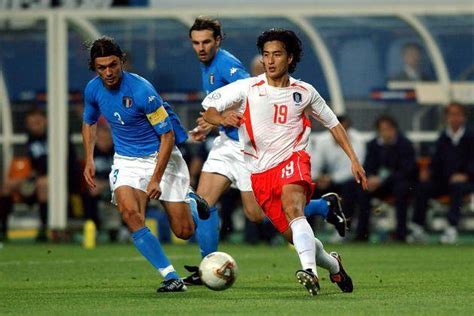 GIF多图经典回顾2002年世界杯韩国队淘汰意大利，实力还是丑闻？