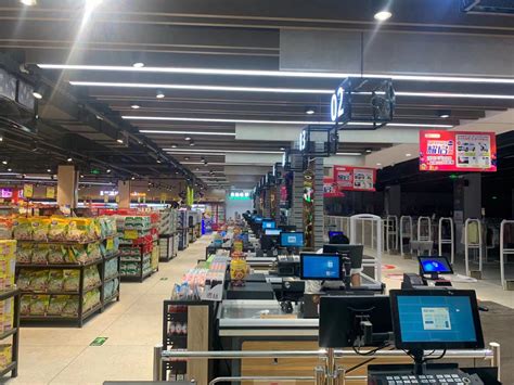 新区超市,新区大型超市,资兴市最大购物商场_大山谷图库