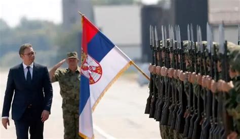 塞尔维亚形势危急！遭到赤裸裸的威胁后，武契奇下令军队准备战斗|威胁|塞尔维亚|武契奇_新浪新闻