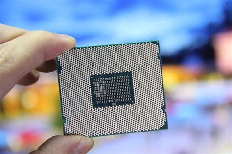 英特尔公布新型超低温控制芯片 致力于实现“量子实用性”-芯片-计算频道-至顶网