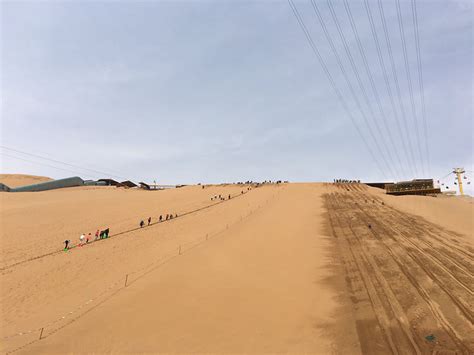 腾格里沙漠入口沙坡头景区游览-宁夏-回归旅游网