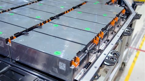 固态电池量产装车可期 互联网巨头入局加速商业化进程 - 能源界