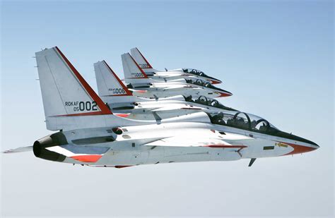 L-15 猎鹰 教练机/攻击机 - 爱空军 iAirForce