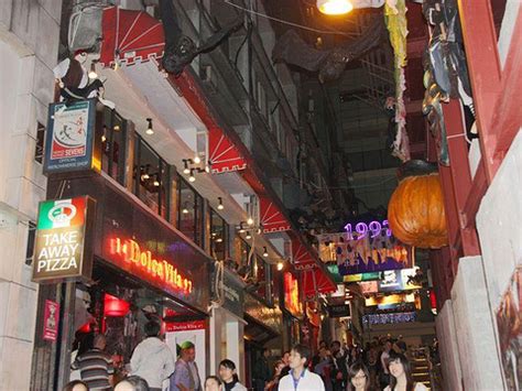 2021兰桂坊酒吧街美食餐厅,香港著名的夜店集中地，香港...【去哪儿攻略】