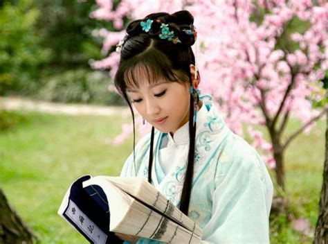 闵春晓图片