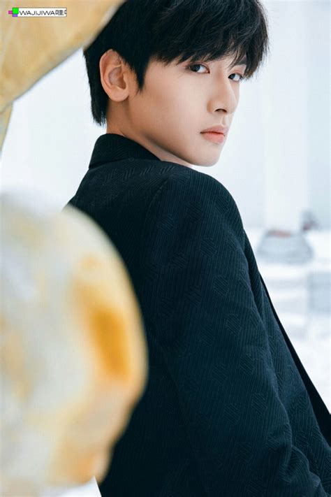 翟潇闻人间小苦瓜图片