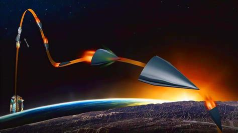 东风-17高超音速导弹发射画面首次曝光，亮点在于公路直接发射！__财经头条