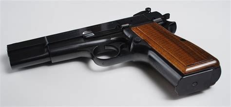 勃朗宁(大威力)1935型手枪_武器大全