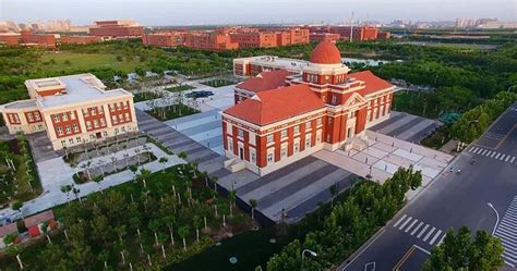 天津商务职业学院2023年天津录取分数线在241分-300分|广东招生计划|中专网