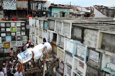 在菲律宾首都感受贫富差距的一天，老城区破旧落后，富人区先进发达_腾讯视频