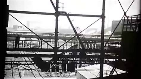 1960年武汉钢铁厂大炼钢影像。
