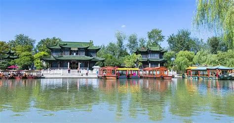 中国“冬暖夏凉”的6座城市，气候舒适风景美，适合长住和养老|湛江市|昆明市|扬州市_新浪新闻
