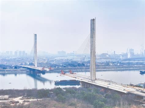杨梅洲大桥建设正酣-----湖南日报数字报刊