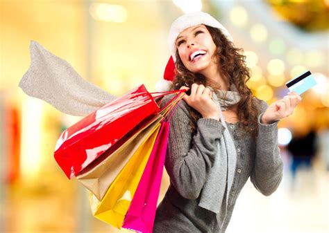 2012年美国感恩节假期购物人数与消费额均创新高_滚动新闻_温州网