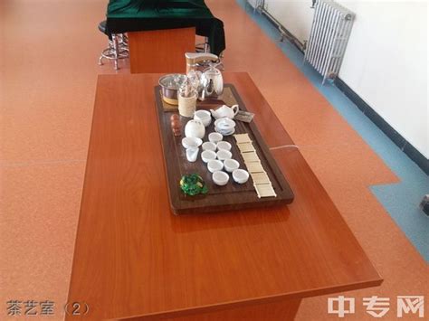 吴起县职业技术教育中心图片、寝室图片、实训设备、食堂等图片