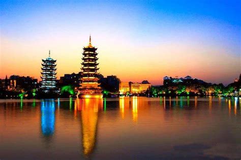 2022桂林必去十大旅游景点，桂林十大旅游景点排名_巴拉排行榜