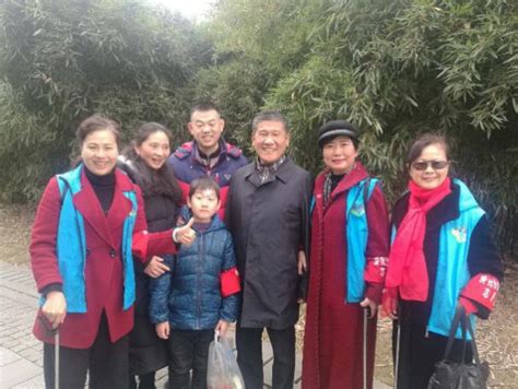 新年第一天沙湖公园市民园长团队巡园巧遇原武汉市市长李宪生-武汉市沙湖公园官方网站
