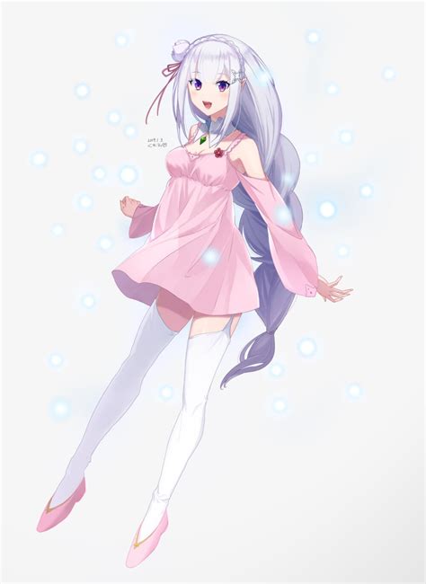 最美银发少女——艾米莉娅(爱蜜莉雅)图片