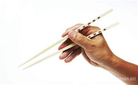 筷子的最正确握法，很大一部分人都拿错了，其中可能也有你哦