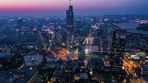 南京最繁华的商业街在哪里，江苏南京哪个区最繁华