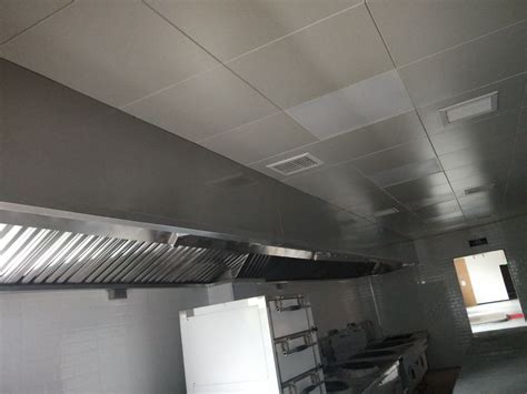 厨房排烟案例|厨房排烟工程|劲春通风工程-地下室通风工程-厨房排烟改造-不锈钢风管加工