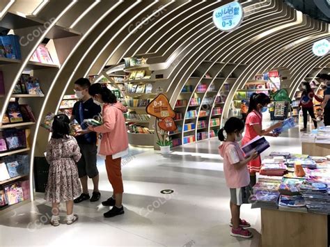 书店里来了“小小售书员”！长春市新华书店举办暑期社会实践公益活动-中国吉林网