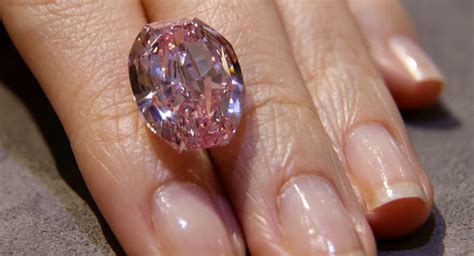 『珠宝』全球一周：Graff 1650万美元购入476ct钻石原石；Alorsa 在俄罗斯发现一颗98.63ct钻石原石 | iDaily ...