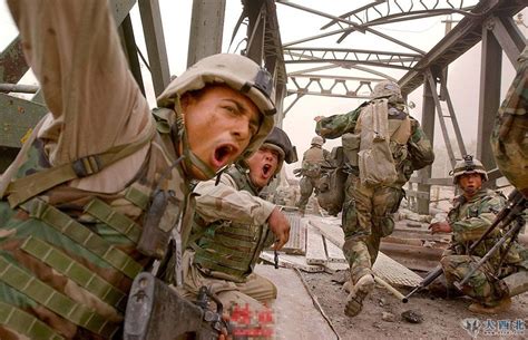 纪录片《伊拉克战争》，回顾2003年美军入侵伊拉克全过程|伊拉克战争|伊拉克_新浪新闻