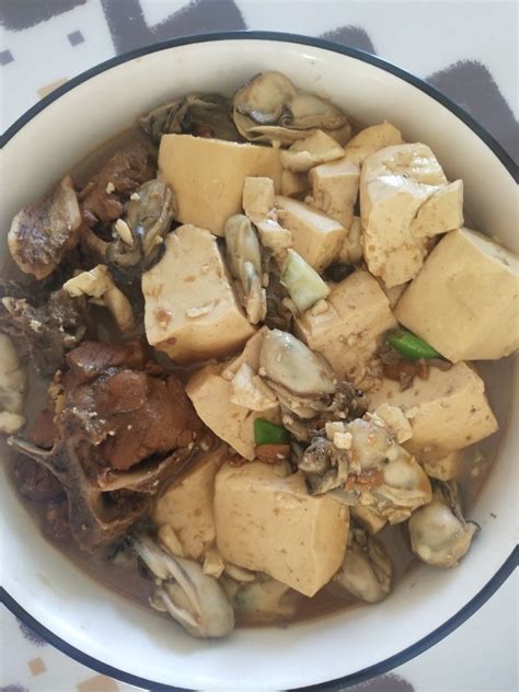 【美味海蛎子豆腐汤的做法步骤图，怎么做好吃】明月文馨812_下厨房