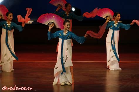 原生态朝鲜族歌舞剧《灵秀长白》-中国吉林网