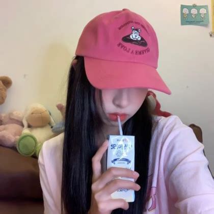 非主流头像戴帽子