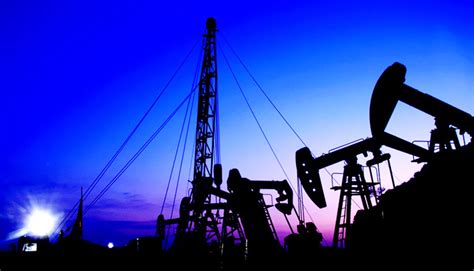 中国石油发现国内首个亿吨级致密油田|界面新闻 · 商业