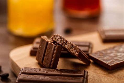 100%黑巧克力的功效与作用-农百科