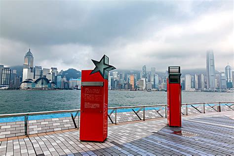 多图曝光！香港星光大道终于重开啦！|星光大道|麦兜|铜像_新浪新闻