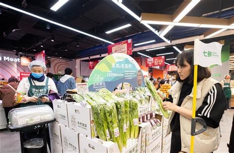 记者观察：武汉超市生活物资供应充足，价格平稳