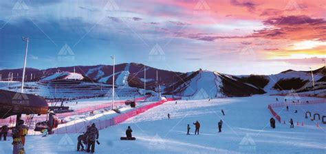 富龙滑雪场团建|富龙滑雪场团建活动方案大全|富龙滑雪场团建策划-有山团建
