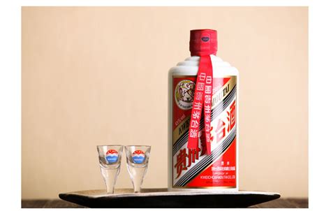贵州茅台多少钱一瓶（家中珍藏30多年的1984年五星茅台酒现在值多少钱） - 首都新闻网