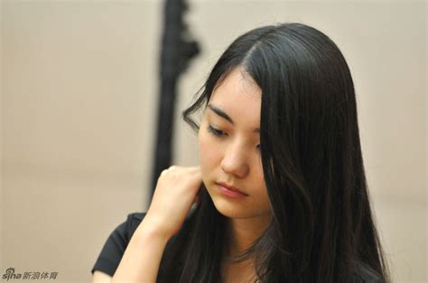 黑嘉嘉女神最新动态-在东京接受专访，被盛赞为“千年一遇”的美少女 | 弈客围棋-多一个维度发现世界