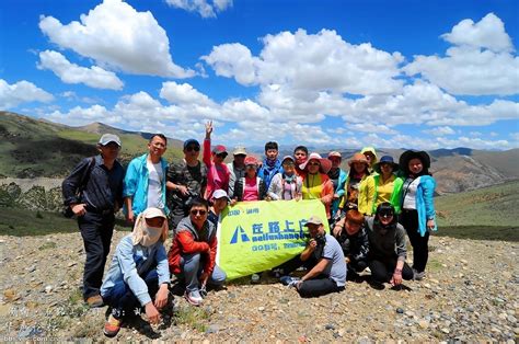 西藏拉萨：冬季乐享冰雪运动_深圳新闻网