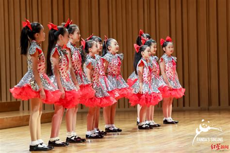 正源举行小学一年级合唱比赛-正源学校 一切为了孩子的健康成长