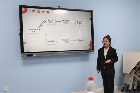 我校举办第八届中国国际“互联网+”大学生创新创业大赛校级决赛-教务处 - 西安医学院