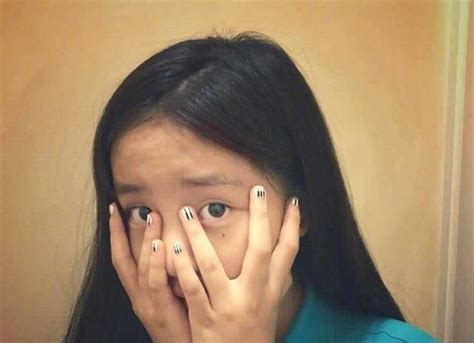 第一次女生该准备些什么呢(女孩第一次来“例假”，妈妈一定要告诉她3件事，孩子会感谢你) - 【爱喜匠】