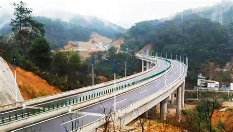 菏泽长江路快速通道最新建设进展：4座跨线桥基本完工！|菏泽市|路段_新浪新闻