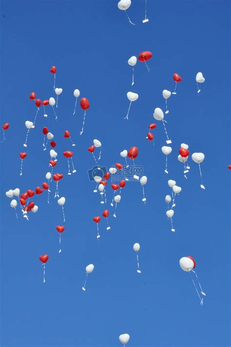 飘在天空中的气球图片素材_免费下载_jpg图片格式_高清图片16235_摄图网